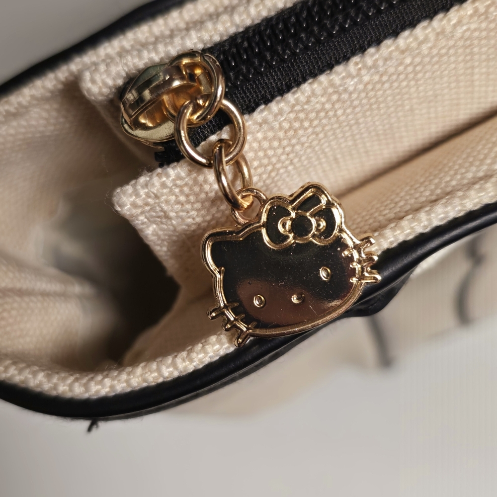 Hello Kitty Canvas Bag - Picture 11 of 11